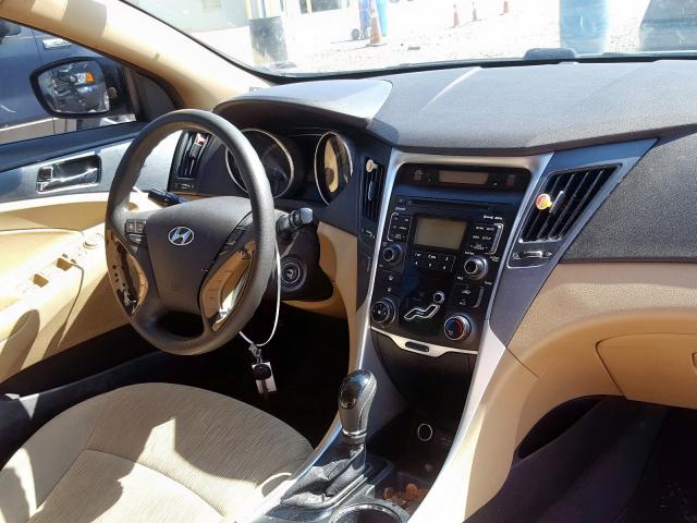 5NPEB4AC7BH229796 - 2011 HYUNDAI SONATA GLS  photo 9