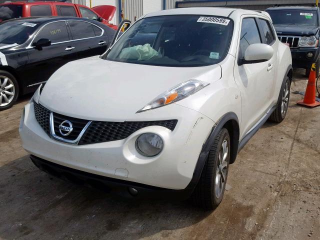 JN8AF5MR2DT205434 - 2013 NISSAN JUKE S WHITE photo 2