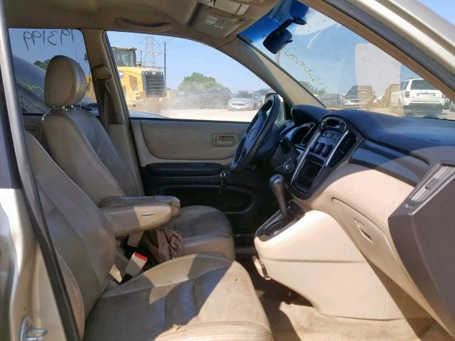 JTEGD21A810020130 - 2001 TOYOTA HIGHLANDER TAN photo 5