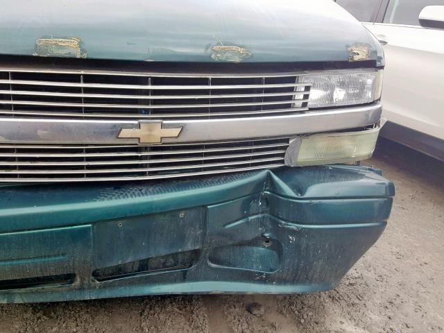 1GNDM19W8TB157794 - 1996 CHEVROLET ASTRO GREEN photo 9