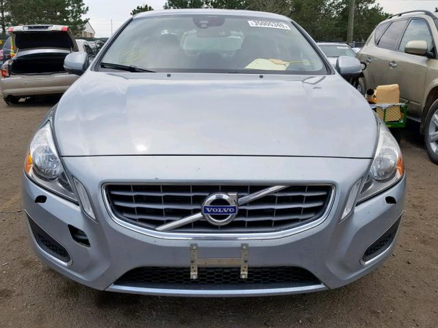 YV1612FH6D2176927 - 2013 VOLVO S60 T5 SILVER photo 9