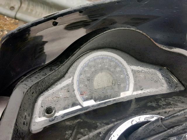 RLHKF1809GY101440 - 2016 HONDA PCX 150 GRAY photo 8