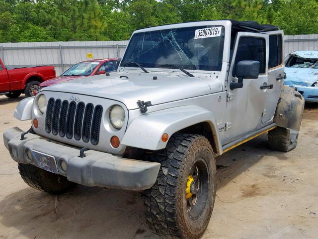 1J4GA59167L133269 - 2007 JEEP WRANGLER S GRAY photo 2