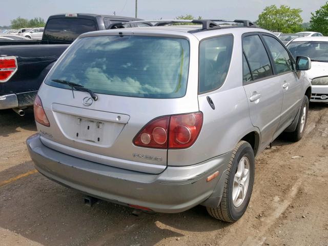 JT6GF10U7Y0044926 - 2000 LEXUS RX 300 SILVER photo 4