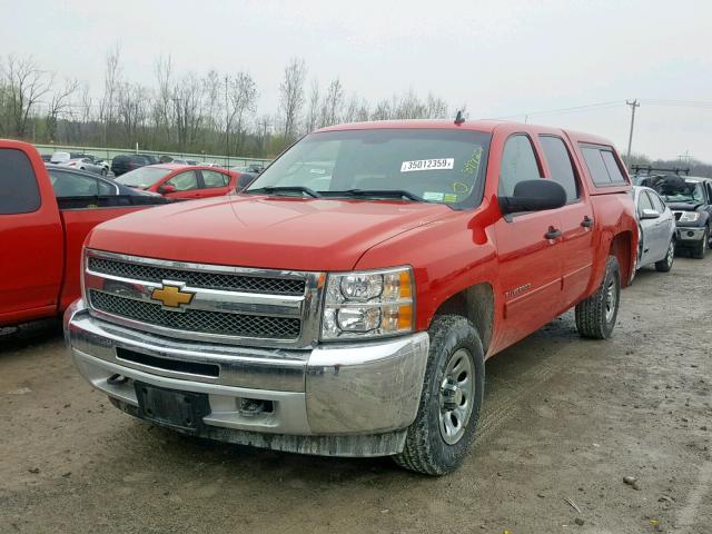 3GCPKSEAXDG200620 - 2013 CHEVROLET SILVERADO RED photo 2