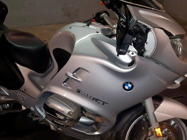 WB10499A43ZE90589 - 2003 BMW R1150 RT SILVER photo 9