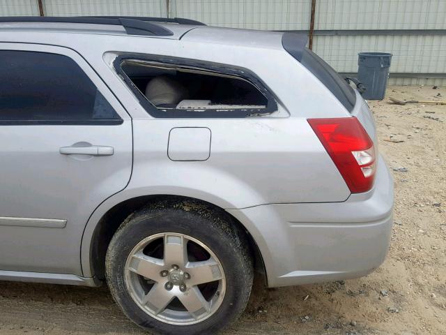 2D4GZ47V16H462961 - 2006 DODGE MAGNUM SXT SILVER photo 10