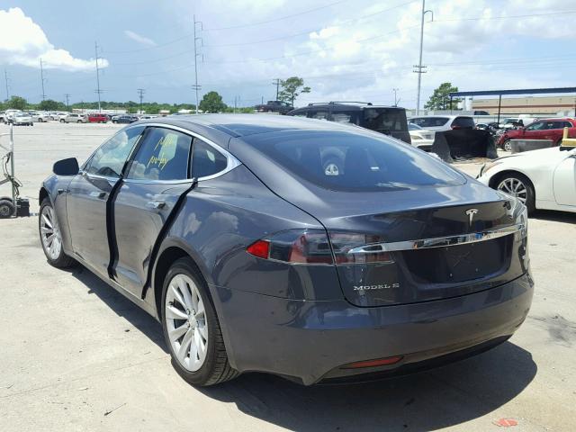 5YJSA1E1XGF169600 - 2016 TESLA MODEL S SILVER photo 3