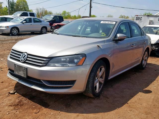 1VWBP7A35CC033677 - 2012 VOLKSWAGEN PASSAT SE GRAY photo 2