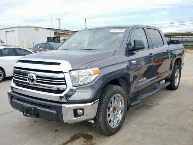 5TFEW5F11GX194301 - 2016 TOYOTA TUNDRA CRE GRAY photo 2