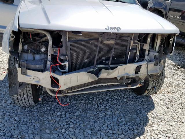 1J8GX48S54C259877 - 2004 JEEP GRAND CHER SILVER photo 9