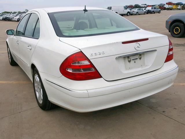 WDBUF65JX3A297148 - 2003 MERCEDES-BENZ E 320 WHITE photo 3