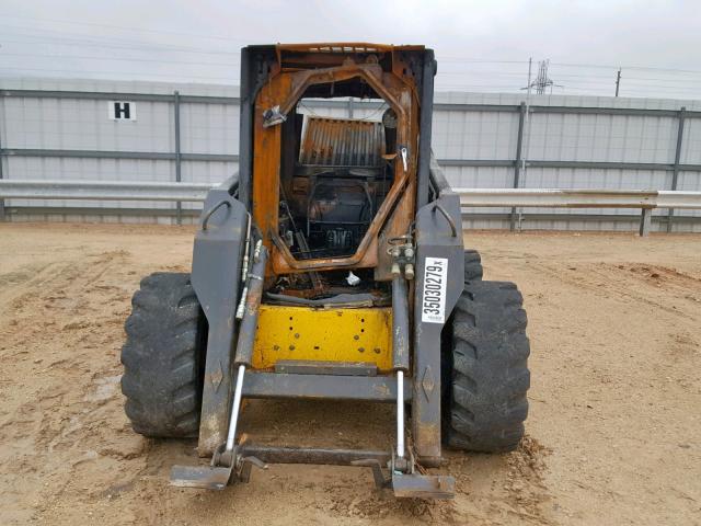 NEM436537 - 2006 NEWH SKIDSTEER YELLOW photo 9