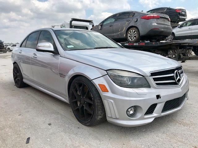 WDDGF77X48F154735 - 2008 MERCEDES-BENZ C 63 AMG SILVER photo 1