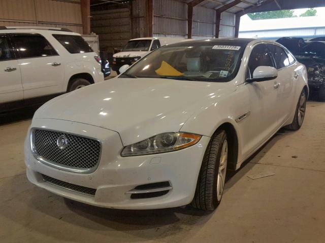 SAJWA2GB2CLV36480 - 2012 JAGUAR XJL WHITE photo 2