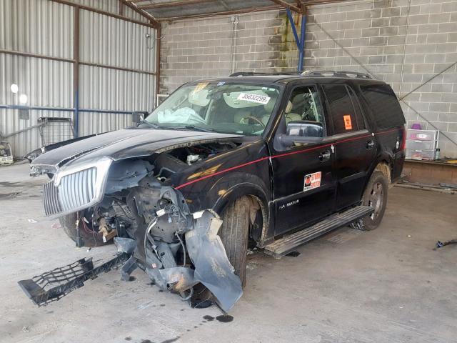 5LMFU27596LJ29947 - 2006 LINCOLN NAVIGATOR შავი ფოტო 2