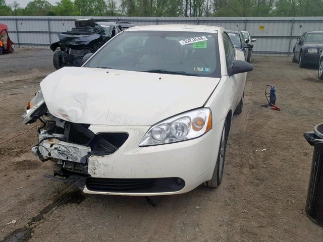 1G2ZH361X74151503 - 2007 PONTIAC G6 GT WHITE photo 2