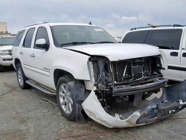 1GKFK63857J253896 - 2007 GMC YUKON DENA WHITE photo 1