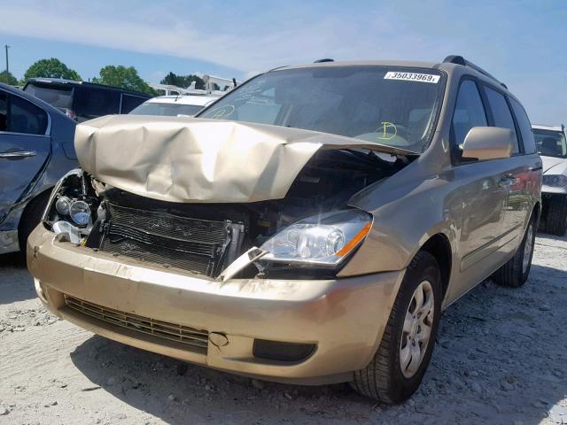 KNDMB233666074767 - 2006 KIA SEDONA EX GOLD photo 2