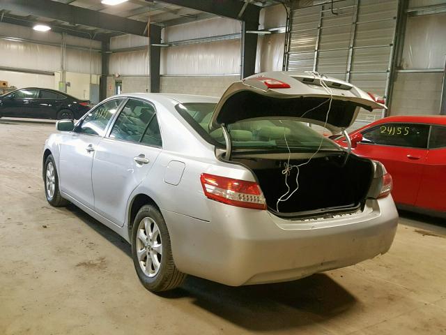 4T4BF3EK7BR218498 - 2011 TOYOTA CAMRY BASE SILVER photo 3