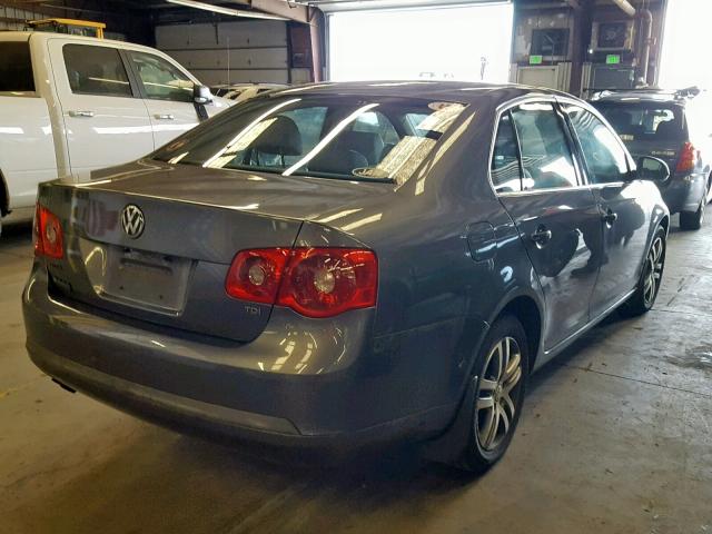 3VWRT81KX6M695622 - 2006 VOLKSWAGEN JETTA TDI GRAY photo 4