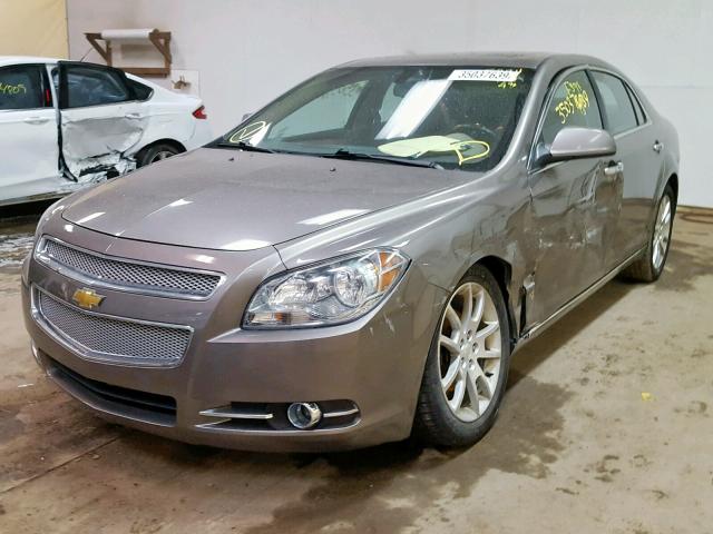 1G1ZG5E70CF264318 - 2012 CHEVROLET MALIBU LTZ 棕色 照片 2
