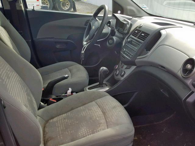 1G1JA5SH7G4184107 - 2016 CHEVROLET SONIC LS 石墨色 照片 5