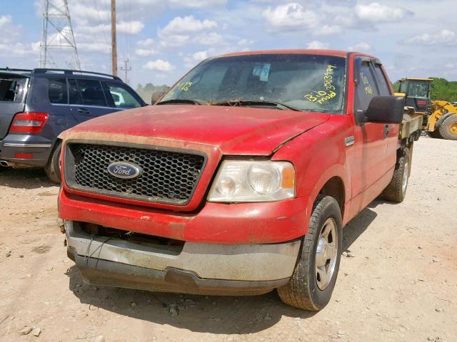 1FTRX12W85FA37117 - 2005 FORD F150 RED photo 2