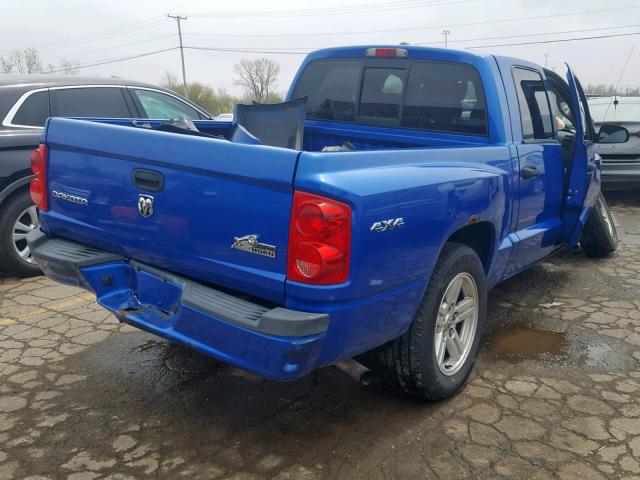 1D7HW38K78S594147 - 2008 DODGE DAKOTA SXT BLUE photo 4