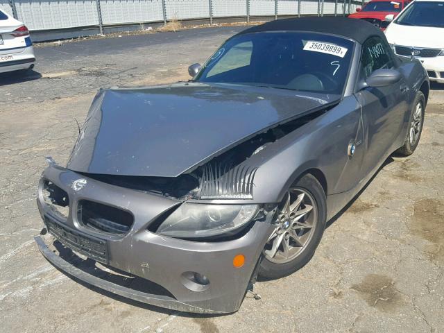 4USBT33565LS54269 - 2005 BMW Z4 2.5 SILVER photo 2