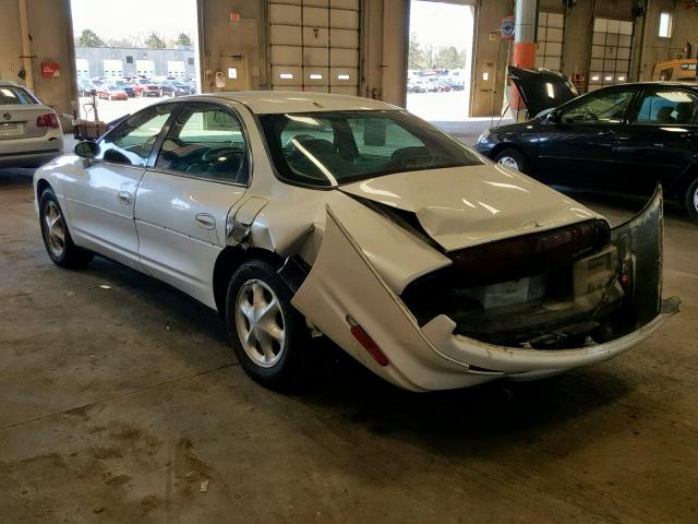 1G3GR62C5W4111286 - 1998 OLDSMOBILE AURORA WHITE photo 3