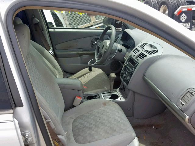 1G1ZT548X5F216009 - 2005 CHEVROLET MALIBU LS SILVER photo 5