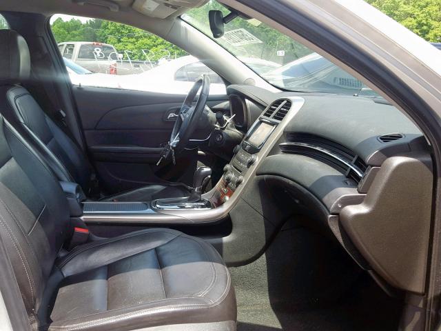 1G11H5SA3DF279505 - 2013 CHEVROLET MALIBU LTZ ვერცხლისფერი ფოტო 5