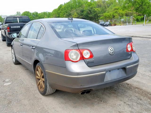 WVWEU93C96P096893 - 2006 VOLKSWAGEN PASSAT 3.6 GRAY photo 3