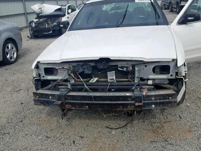 2FAFP71W37X130521 - 2007 FORD CROWN VICT WHITE photo 9