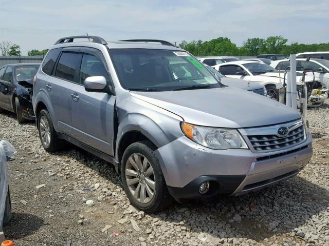 JF2SHAEC5DH401756 - 2013 SUBARU FORESTER L SILVER photo 1