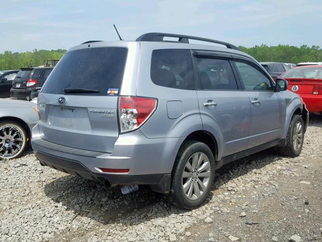 JF2SHAEC5DH401756 - 2013 SUBARU FORESTER L SILVER photo 4