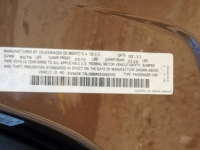 3VW2K7AJ8BM358205 - 2011 VOLKSWAGEN JETTA BASE BROWN photo 10