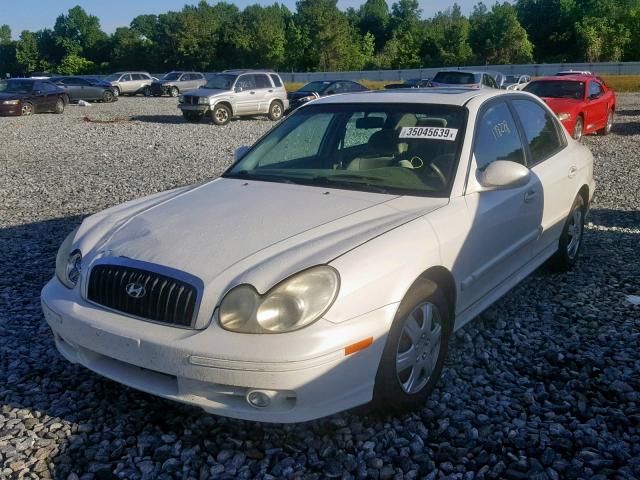 KMHWF25S42A675468 - 2002 HYUNDAI SONATA GL WHITE photo 2