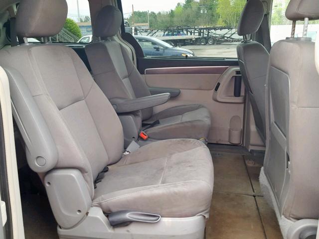 2V8HW34129R610317 - 2009 VOLKSWAGEN ROUTAN SE SILVER photo 6