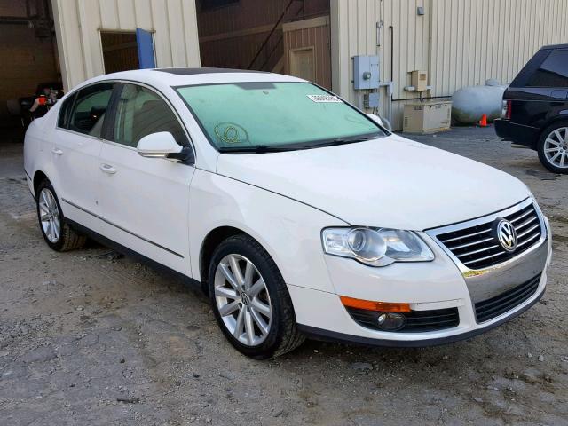 WVWJM7AN9AE070810 - 2010 VOLKSWAGEN PASSAT KOM WHITE photo 1