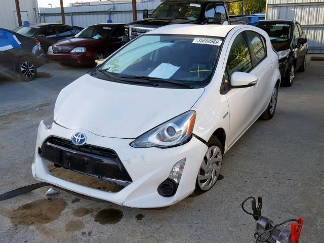 JTDKDTB33F1586623 - 2015 TOYOTA PRIUS C WHITE photo 2