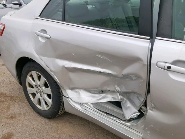 4T1BB46K88U033413 - 2008 TOYOTA CAMRY HYBR SILVER photo 9