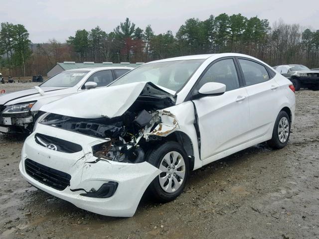 KMHCT4AE0GU988756 - 2016 HYUNDAI ACCENT SE WHITE photo 2