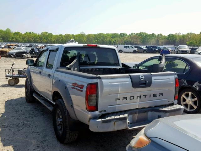 1N6ED27Y62C389694 - 2002 NISSAN FRONTIER C SILVER photo 3