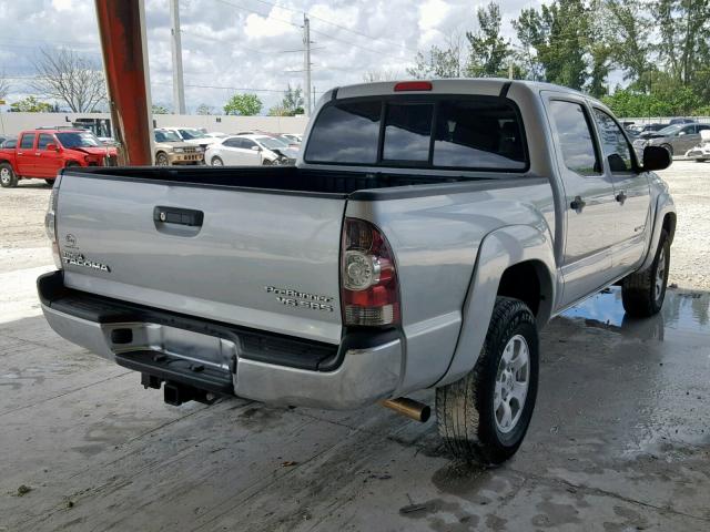 5TFJU4GN3DX033220 - 2013 TOYOTA TACOMA DOU SILVER photo 4