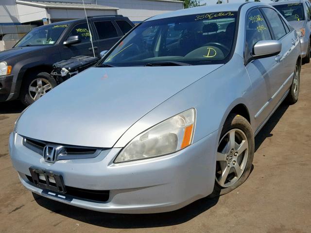 JHMCN36405C003320 - 2005 HONDA ACCORD HYB SILVER photo 2