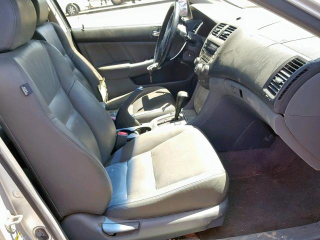 JHMCN36405C003320 - 2005 HONDA ACCORD HYB SILVER photo 5