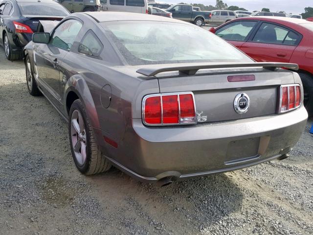 1ZVHT82H055205823 - 2005 FORD MUSTANG GT GRAY photo 3