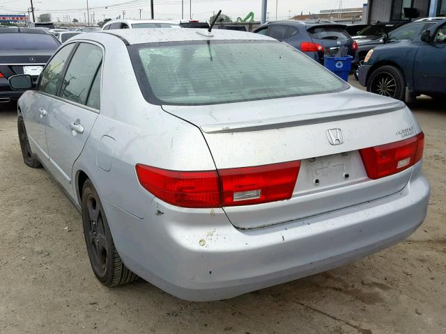 JHMCN36555C015097 - 2005 HONDA ACCORD HYB SILVER photo 3